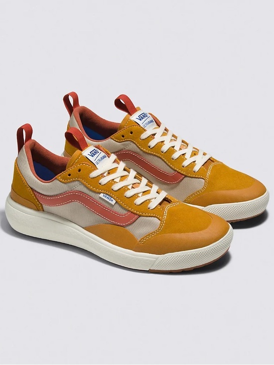 Vans Shoes - NWT Vans UltraRange EXO SE sneakers